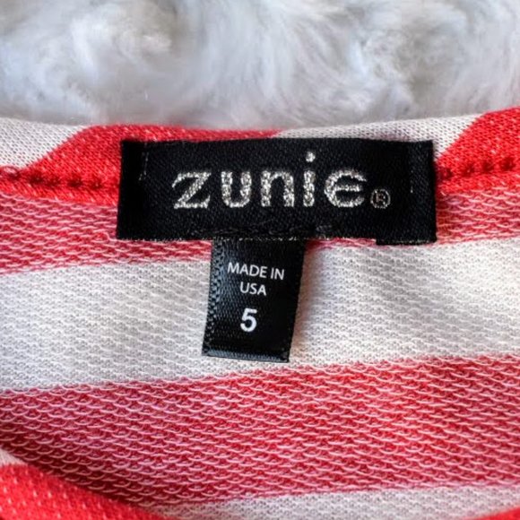 Zunie Girls Sequin Reindeer High-Low Top NWOT - Picture 3 of 5